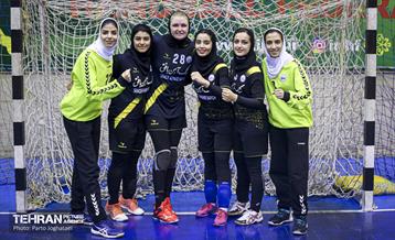 لیگ هندبال زنان 1