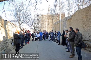 تور عکاسی آژانس عکس تهران در محله کن و سولقان 13