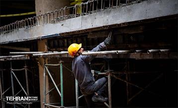 اینجا کارگاهه؛ پارکینگ طبقاتی نیایش 35