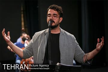 تمرین کنسرت آنلاین نغمه های تهران در برج میلاد 10