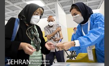 واکسیناسیون سالمندان بالای ۷۵ سال در ایران مال 25