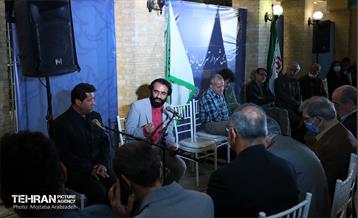 نشست صمیمی شهردار تهران با اهالی شعر و ادب 25