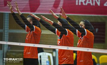 دیدار دو تیم والیبال زنان سایپا و ذوب آهن اصفهان 19