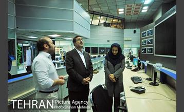 حضور سرزده سرپرست شهرداری تهران در سامانه کنترل ترافیک شهر تهران برای نظارت مستقیم بر وضعیت معابر 7