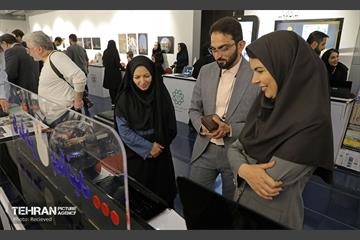 نمایشگاه بارش 12