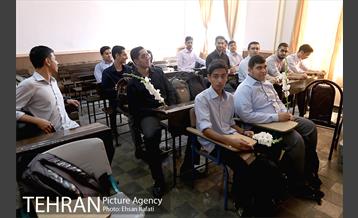 شهردار تهران در آیین نواختن زنگ سال تحصیلی جدید در دبیرستان ماندگار البرز 41