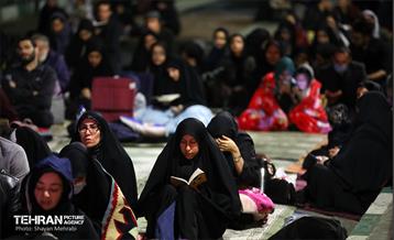 مراسم احیای شب بیست‌وسوم در دانشگاه تهران 33