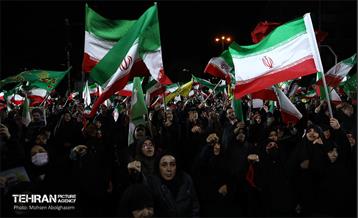 تشییع پیکر شهید احمد محمدی 16