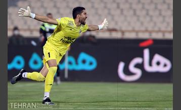 دیدار تیم های فوتبال پرسپولیس و استقلال تهران 36