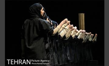 نمایش "من" در پردیس تئاتر تهران (خاوران) 25