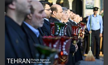 مراسم تعویض پرچم گنبد حرم حضرت عبدالعظیم (ع) 5