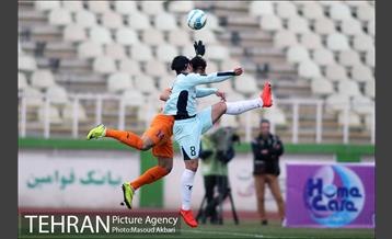 دیدار سایپا و پیکان در لیگ برتر فوتبال