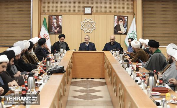 نشست شهردار تهران با وعاظ در آستانه ماه مبارک رمضان 25