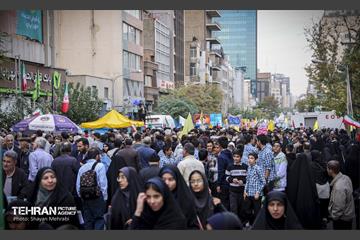 راهپیمایی ۱۳ آبان در تهران  16