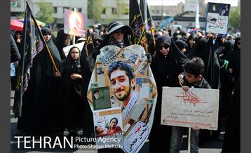 راهپیمایی ضدآمریکایی نمازگزاران جمعه تهران 29