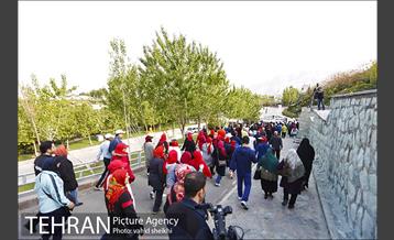 پیاده روی بزرگ خانوادگی به مناسبت هفته سلامت 13