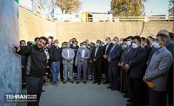 بازدید شهردار تهران از پروژه های خاکریزآب 16