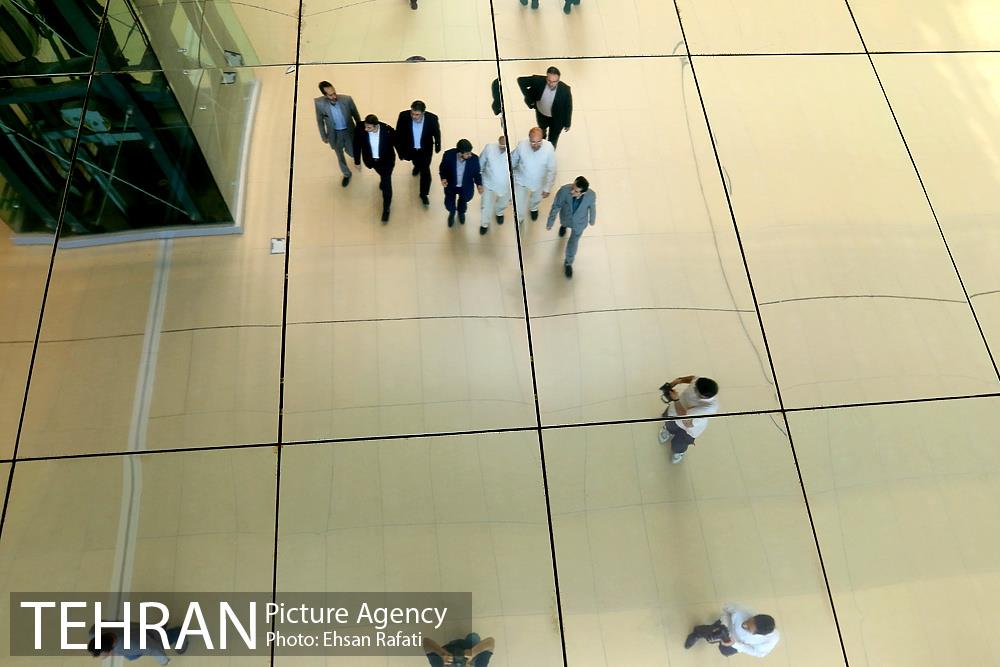 بازدید شهردار تهران از آخرین مراحل ساخت باغ کتاب تهران 1