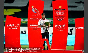 قهرمانی تیم فوتبال پرسپولیس در رقابت‌های لیگ برتر فوتبال 20