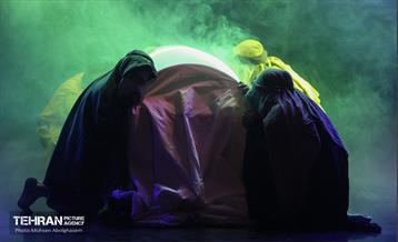 نمایش آیینی خانه ای از گل و اندوه 2