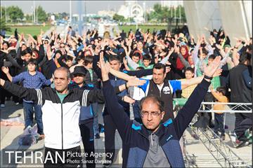 همایش زنگ تحرک و جشنواره بادبادک ها در میدان آزادی 6