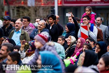 جشنواره نوروزگاه در بلوار کشاورز 9