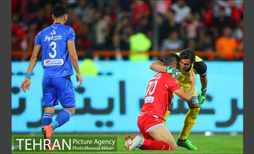 دیدار استقلال و پرسپولیس در لیگ برتر فوتبال 21