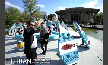 اکران هنرهای محیطی نوروزی در سطح شهر  13