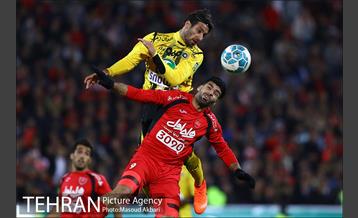 دیدار تیم های فوتبال پرسپولیس و سپاهان