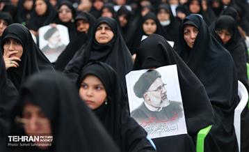 بزرگداشت شهدای خدمت 21