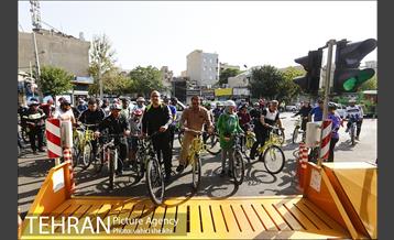 تور دوچرخه سواری خانوادگی منطقه 11 21