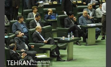 حضور شهردار تهران در جلسه علنی مجلس شورای اسلامی 12