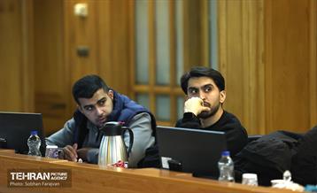 نشست خبری رئیس کمیسیون برنامه و بودجه شورای اسلامی شهر تهران 5