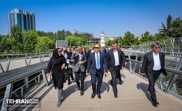 بازدید وزیر فرهنگ جمهوری آذربایجان از اراضی عباس آباد 6