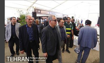 پردیس فرهنگی شهرداری تهران به مناسبت رحلت امام خمینی (ره) در مرقد امام خمینی  15