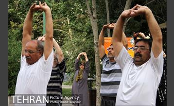 ورزش و نشاط صبحگاهی در بوستان های تهران‎ 6