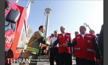 بازدید شهردار از امکانات و تجهیزات جدید سازمان آتش نشانی 18