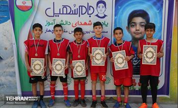 برگزاری فینال مسابقات جام «سهیل» به یاد شهدای دانش‌آموز در منطقه 4 6
