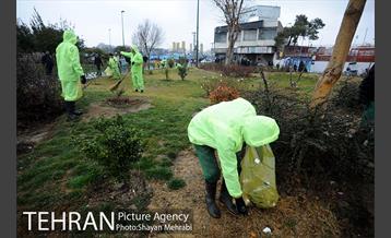 خدمات شهرداری تهران در پایان راهپیمایی یوم الله 22 بهمن 2