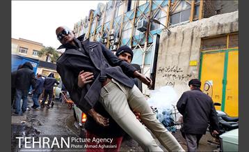 تخلیه اجناس مغازه های باقی مانده ساختمان پلاسکو -2 26