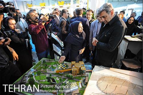 بازدید شهردار تهران از هجدهمین نمایشگاه بین المللى محیط زیست 10