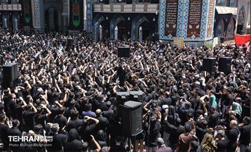 عزاداری ظهر عاشورا در امامزاده صالح (ع) 64