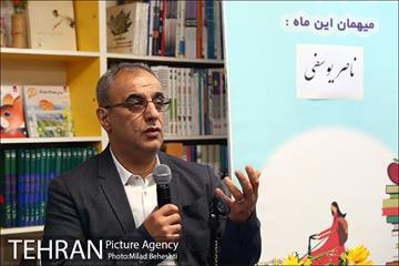 دورهمی صمیمی با ناصر یوسفی در دهکده کتاب بازی و اندیشه 21