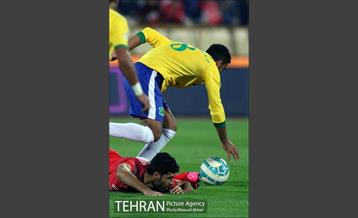 دیدار پرسپولیس و صنعت نفت آبادان در لیگ برتر فوتبال 22