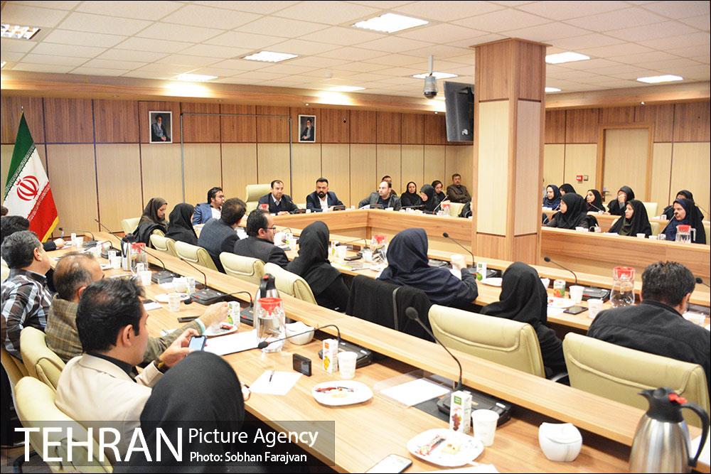 نشست هم اندیشی با مدیران روابط عمومی مناطق 22 گانه 26