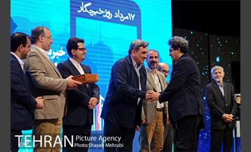 مراسم روز خبرنگار با حضور شهردار تهران 37