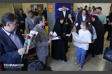 آیین بازگشایی مدارس استثنائی و بهره برداری از ناوگان سرویس این مدارس 3