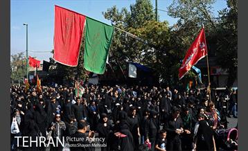 پیاده روی جاماندگان اربعین حسینی(ع) در تهران-2 10