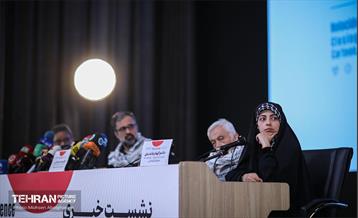 نشست خبری رویداد بین‌المللی طراحی کارتون، کاریکاتور و پوستر «هولوساید ۲۰۲۴» 6