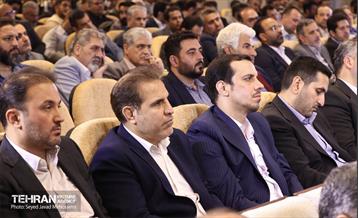 همایش شهرداران نواحی و مناطق 13